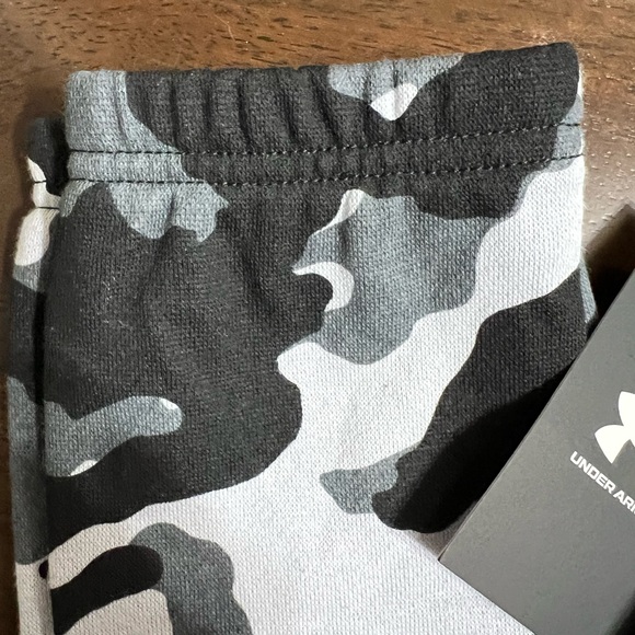 Under Armour Kids Camo Pants - Picture 3 of 8